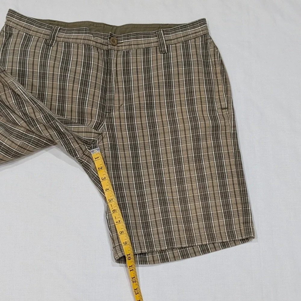 The North Face Mens Brown Plaid Hiking Shorts Size 36 Regular Outdoor Utility